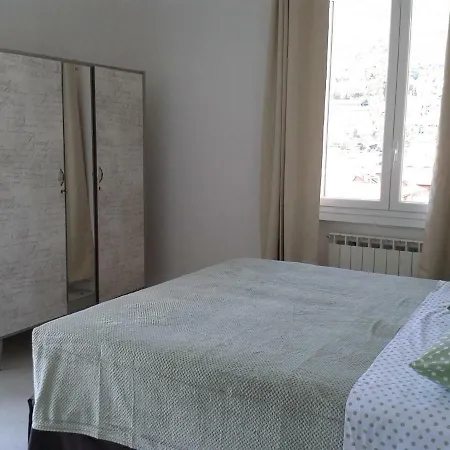 Alloggio Con Garage Privato *