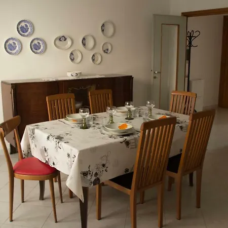 Alloggio Con Garage Privato Apartment Alassio